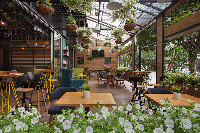 thiết kế nội thất quán cafe hiện đại tại Hà Nội